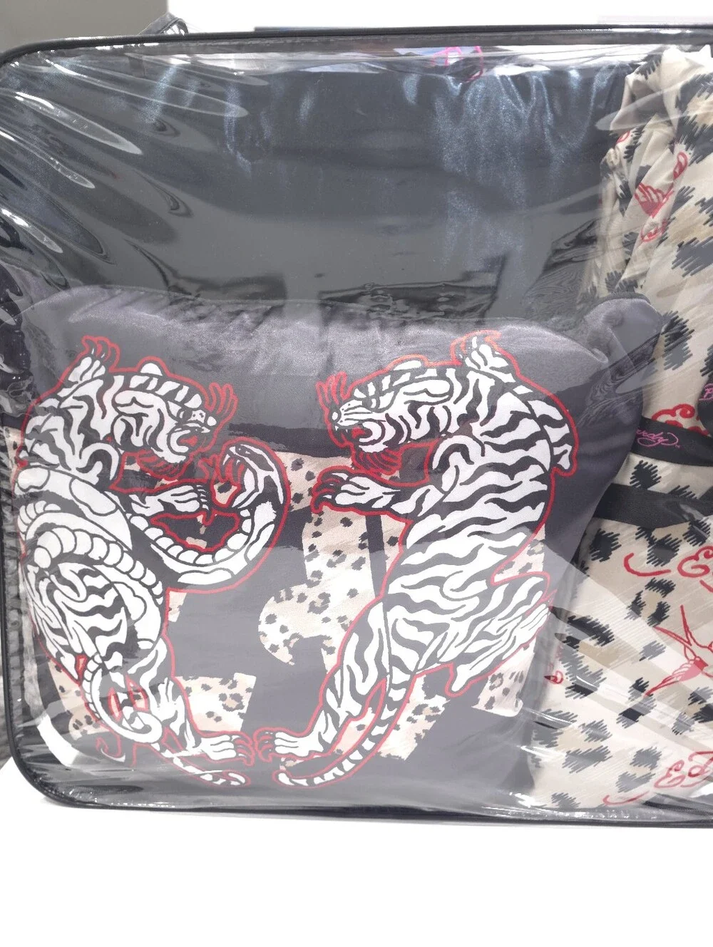 Ed Hardy ed hardy